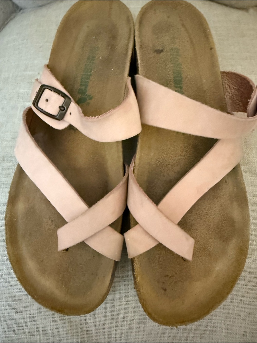 Women’s Pink Suede Crisscross Sandals